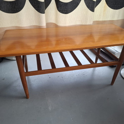 Τραπέζι καφέ Mid-Century Modern δανέζικου στυλ μεταχειρισμένο, διαστάσεις 100x44x44
