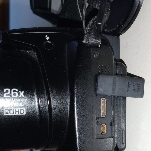 Nikon Coolpix P100 camera like new