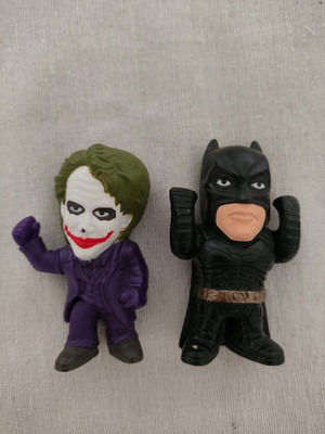 Batman Dark Knight and Joker 7cm figures like new, 2008 Nestle