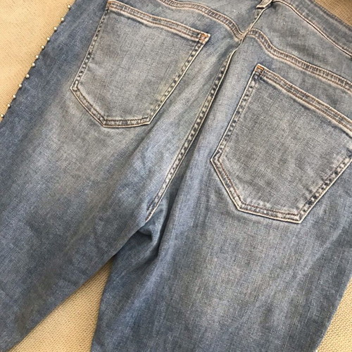 Zara women's blue jeans size 42 with metal studs and frayed hems like new