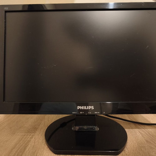 Philips 19" 192E Monitor like new with cable and stand