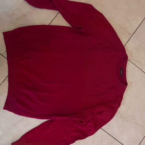 Red oversized pullover like new, size XL