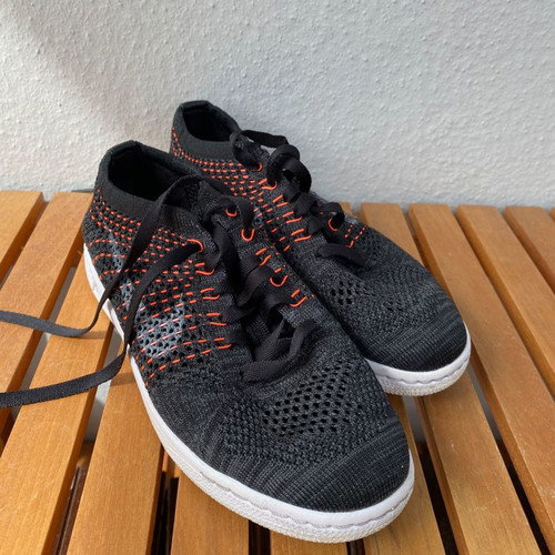 Nike Tennis Classic Ultra Flyknit women's used, size 36.5, black