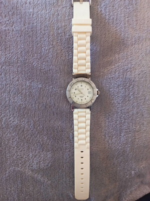 Camel Tropic women's watch with white strap and spare black strap, like new