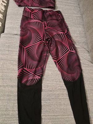 Baya leggings and top set used, size 1, black and purple