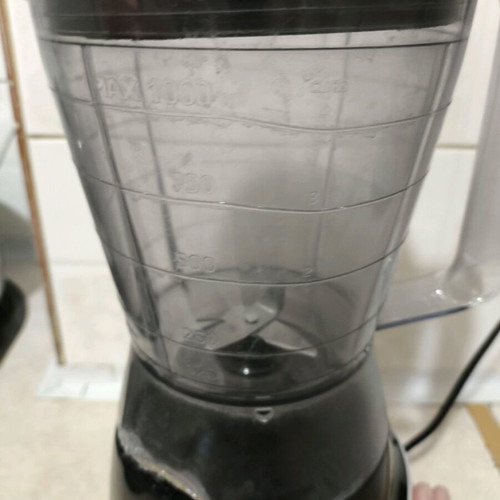 Philips blender used, fully functional with plastic damage