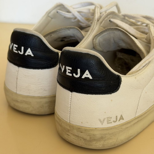 Veja Campo men's leather sneakers size 45 used, white