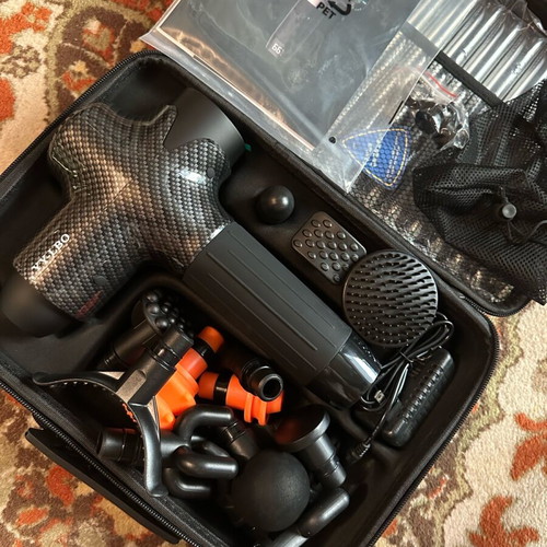 Massage Toolbox new, requires US to EU adapter