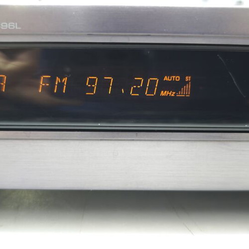 Yamaha TX396L stereo tuner