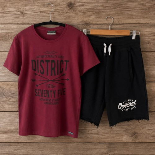 District men's short sleeve t-shirt and sports shorts set like new, size S