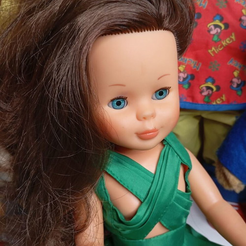 Nancy Famosa collectible doll used with emerald dress Juanjo Oliva
