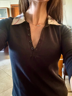 Burberry women's long-sleeve polo shirt with Nova Check collar like new, black, XS