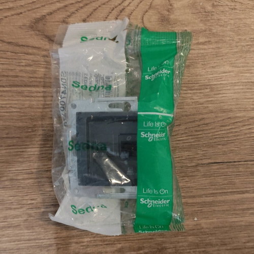 Schneider Electric Sedna SDN4700120 RJ45 Cat6 UTP network socket new, no frame