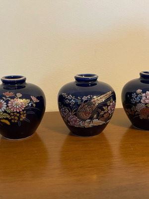 Decorative vases set used, Japanese style, 3 pieces