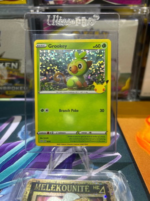 Pokemon card Grookey holographic McDonalds 2021 mint/nm condition