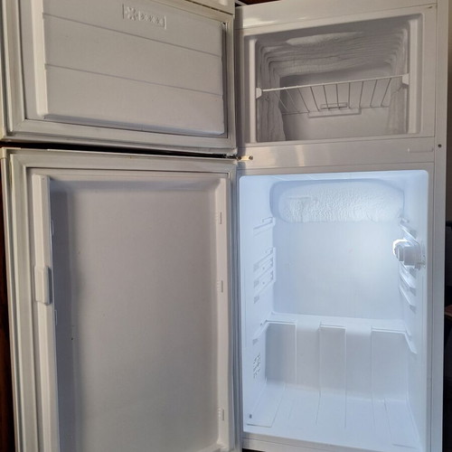 Crown fridge-freezer 1.20m used