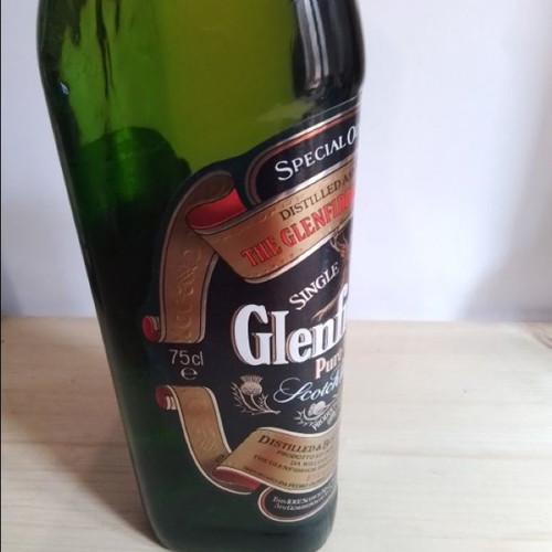 Glenfiddich Clans of the Scottish Highlands Drummond 75cl 43% Vintage 1980s