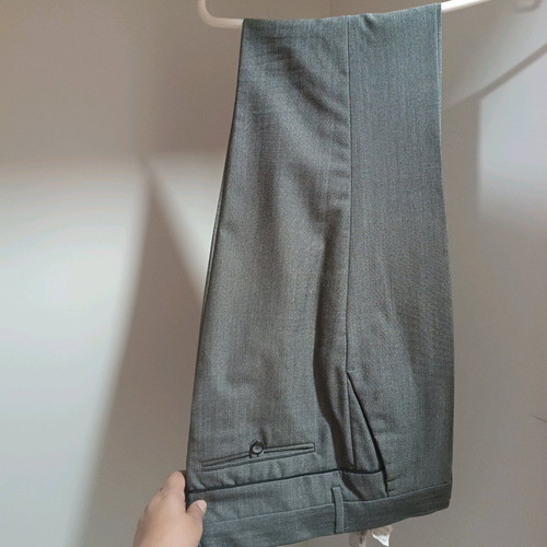 Men's suit gray like new, size L