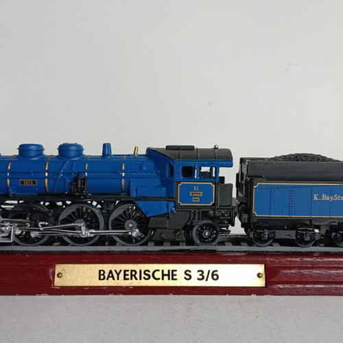Collector's model locomotives like new, set of German, Swiss and NOHAB M61