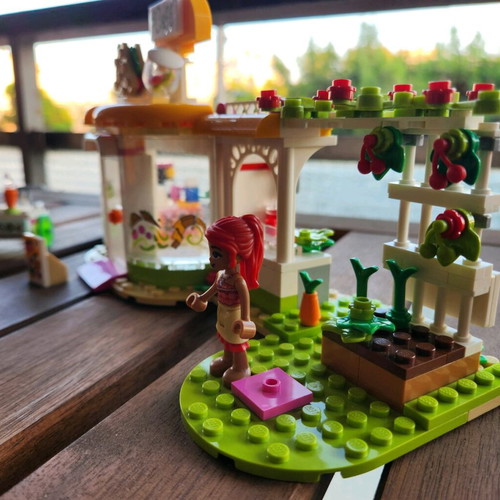 Lego Friends Heartlake City Organic Café used, incomplete set