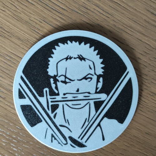 One Piece Coaster Set like new, 10 pieces with stand