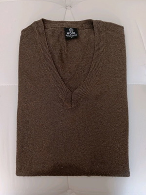 Brown men's wool cardigan L used with V-neck