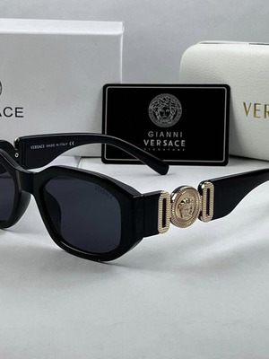 Слънчеви Очила Versace Sunglasses Правоъгълни Черни Версачи УВ400 Gorgona Black Gold