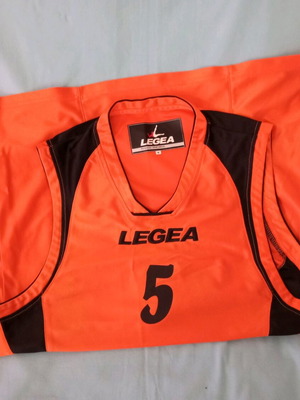 Legea sports jersey like new, size M