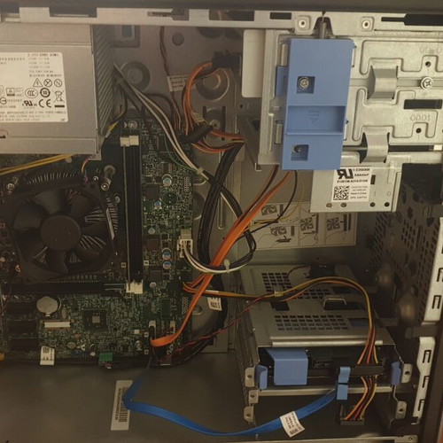 Dell Optiplex 3020 Desktop like new with monitor, keyboard & mouse