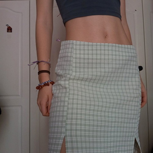 Pistachio skirt Shein like new, size S 36 8, white and green