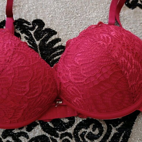 Med bra 34B used red