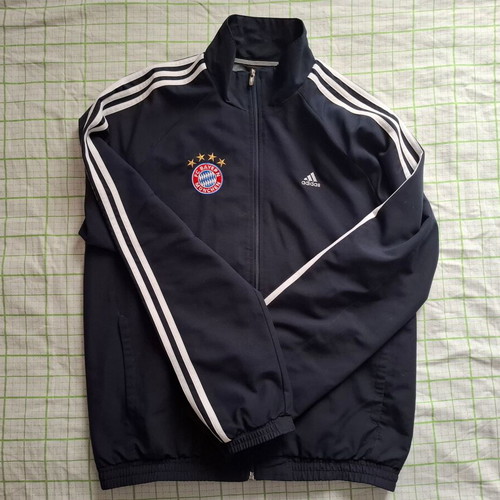 Bayern Munich adidas Track Jacket 2011-12 size M in good condition