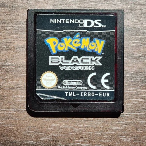 Pokemon Black Version Nintendo DS cartridge used, original
