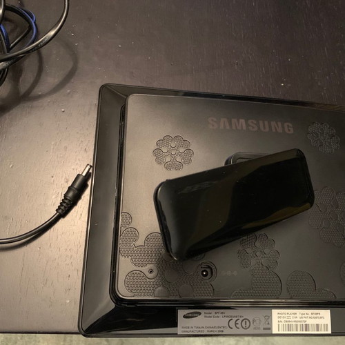 Photo frame Samsung SPF 85H μεταχειρισμένο με φορτιστή