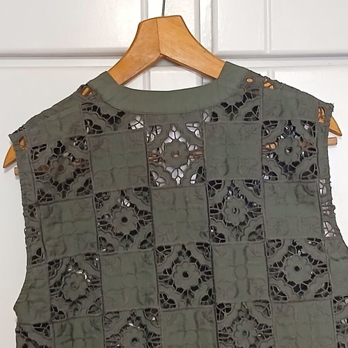 Zara green perforated blouse size small like new