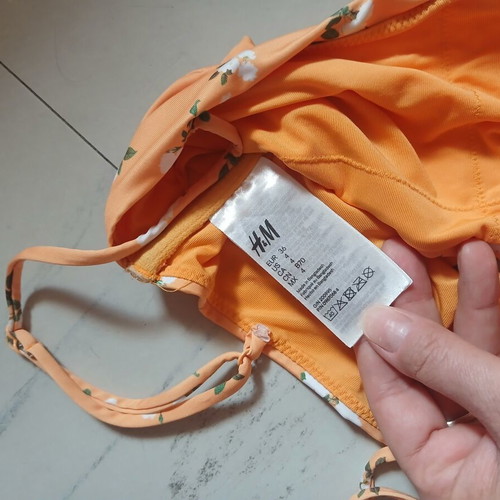H&M swimsuit like new, orange, sizes S and M