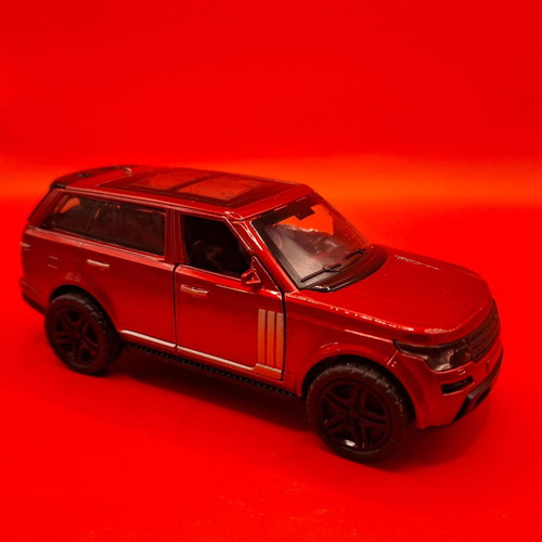 Range Rover Type Toy Car 1:36 New with Pull Back Mechanism