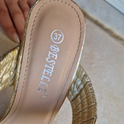 Bestelle gold high heel sandals size 37 like new