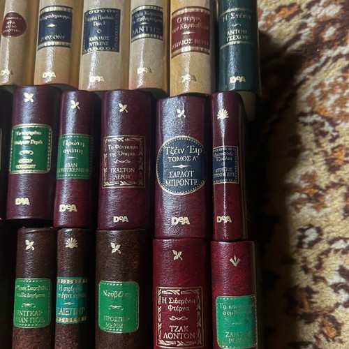 Deagostini Masterpieces of World Literature 27 Miniature Books used