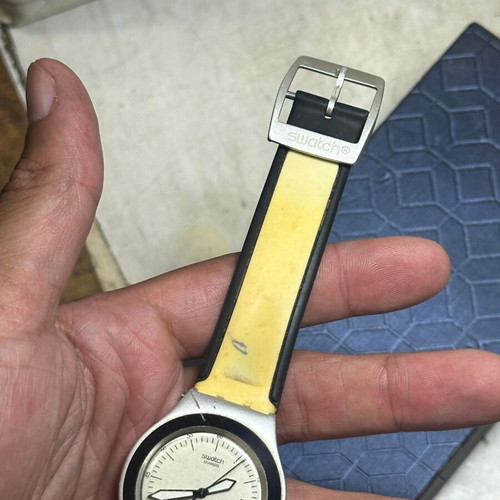 Swatch Irony YGS4012 “Live And Let Die” James Bond Collection used 2002