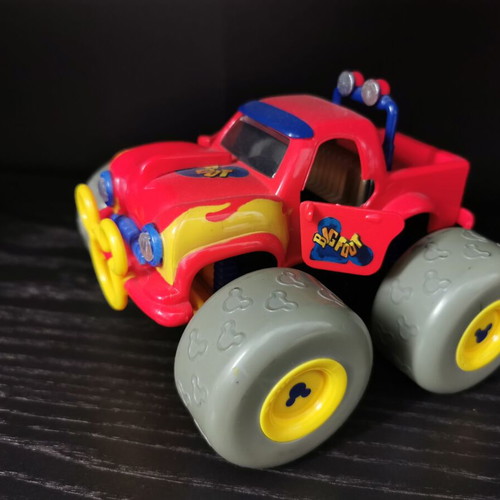 Mickey Mouse Car like new with Donald Disney