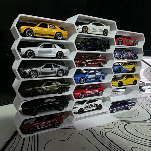 Hot Wheels stand new for 18 cars