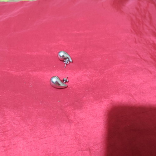 Drops Small earrings made of steel like new, silver color