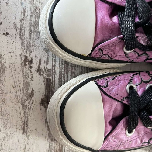 Converse Chuck Taylor pink boots like new, size 27