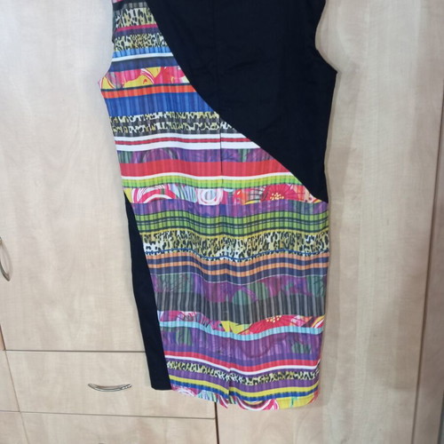 Fioretti women's dress knee-length with colorful print and black satin cotton fabric like new size XL