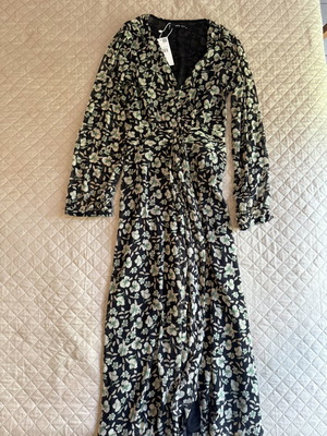 Mango XS long dress with sheer sleeves new, black and green