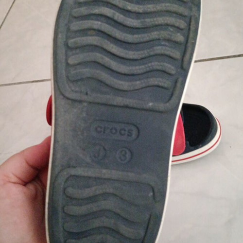 Crocs sandals like new, size 34, blue and red