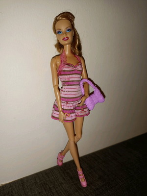 Κούκλα Barbie Fashionistas 2010 Sweetie Swappin' Styles μεταχειρισμένη
