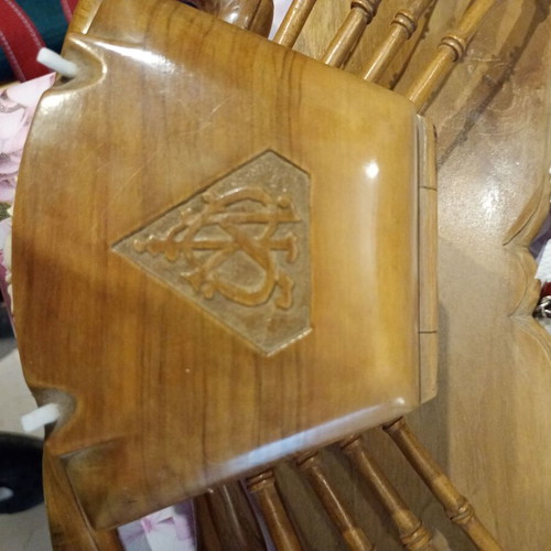Handmade wooden crab-shaped jewelry box like new