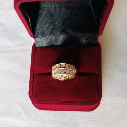 The Extreme Collection blazer like new with vintage look jewelry set
